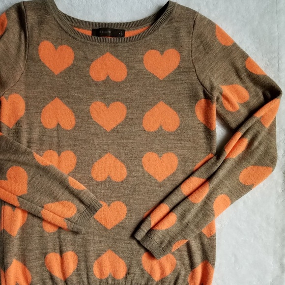 The Limited Sweaters - The Limited Hearts Sweater, Size M, LIKE NEW